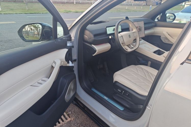 Used Nio ES6 2025 75 kWh Driver Seat