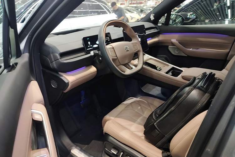 Used Nio ES6 2025 75 kWh Driver Seat