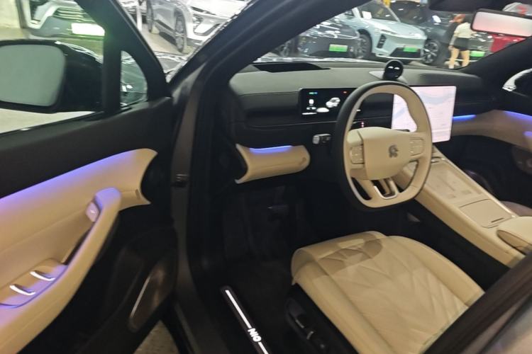 Used Nio ES6 2025 75 kWh Driver Seat
