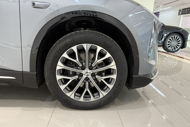 Used Nio ES6 2025 75 kWh Exterior 2