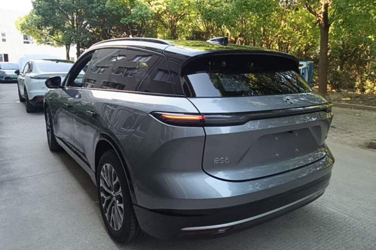 Used Nio ES6 2025 75 kWh Exterior 2