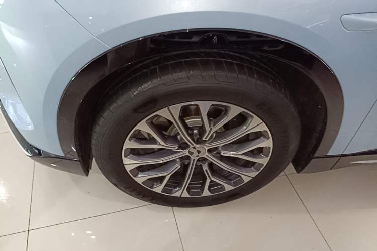 Used Nio ES6 2025 75 kWh Exterior 2