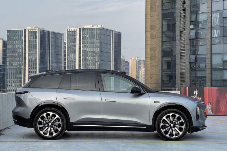 Used Nio ES6 2025 75 kWh Exterior 3