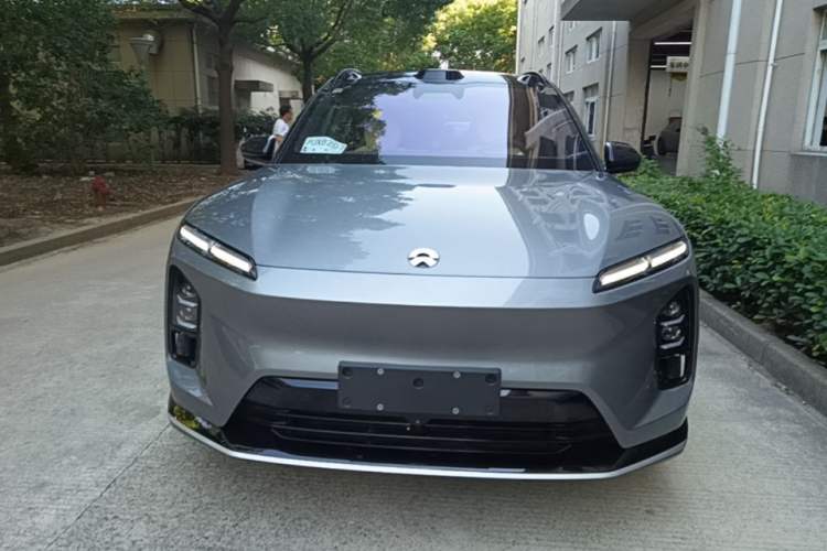 Used Nio ES6 2025 75 kWh Front