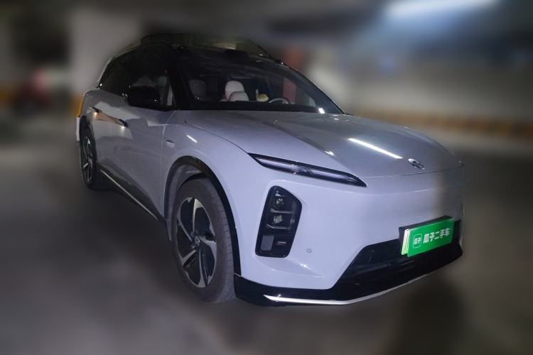 Used Nio ES6 2025 75 kWh Front Right 45 Deg