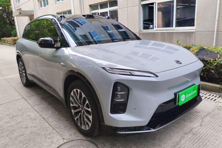 Used Nio ES6 2025 Model 100kWh 300,000th Anniversary Edition Front Right 45 Deg