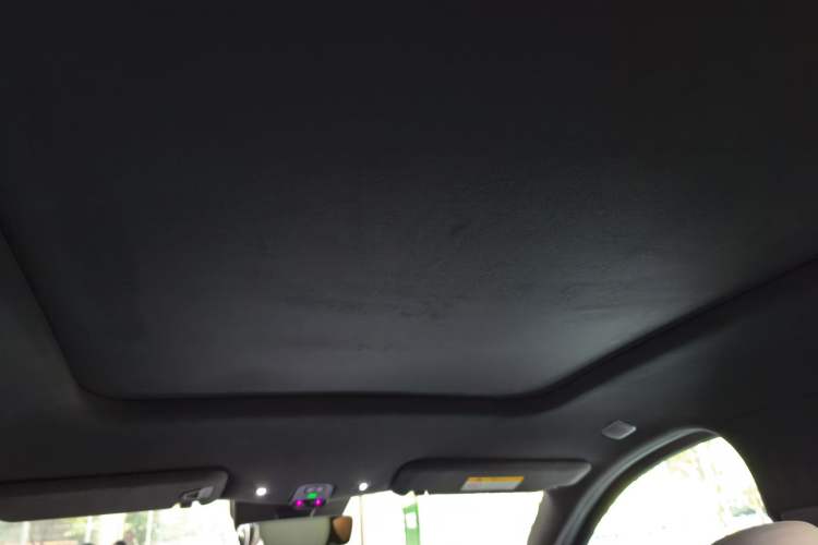 Used Nio ES6 2025 75 kWh Headliner