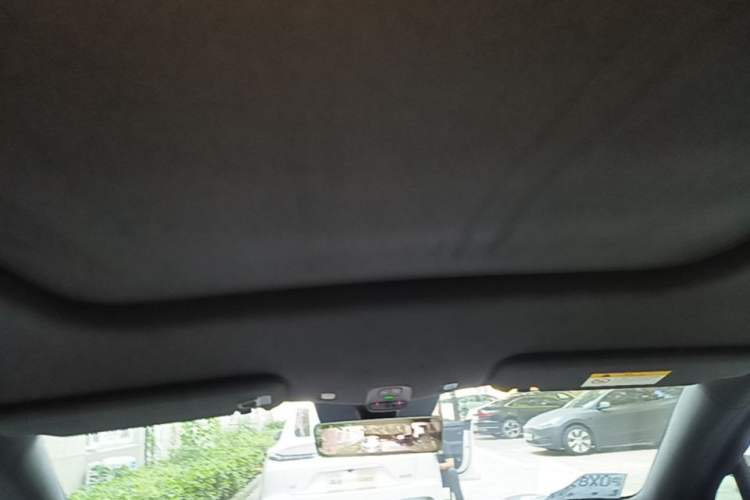 Used Nio ES6 2025 75 kWh Headliner