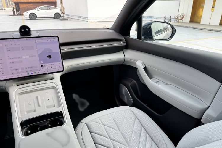 Used Nio ES6 2025 75 kWh Interior 5