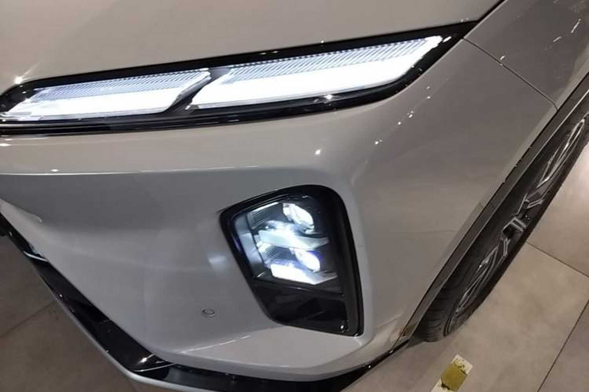Used Nio ES6 2025 Model 100kWh 300,000th Anniversary Edition Left Front Headlight