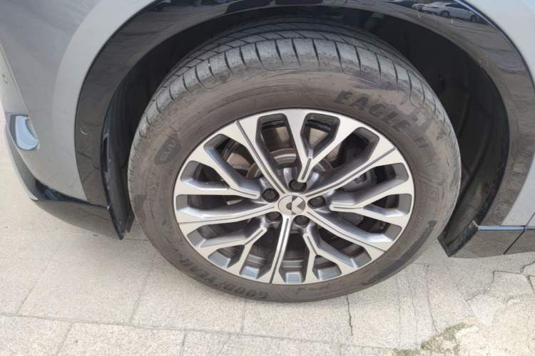 Used Nio ES6 2025 75 kWh Left Front Wheel Hub