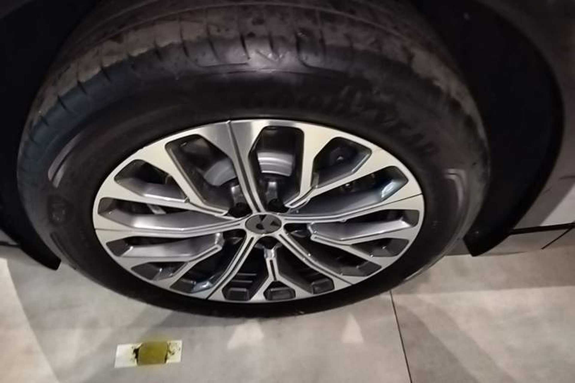 Used Nio ES6 2025 Model 100kWh 300,000th Anniversary Edition Left Front Wheel Hub