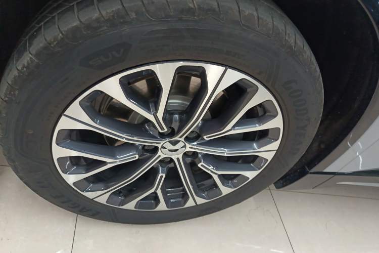Used Nio ES6 2025 75 kWh Left Front Wheel Hub