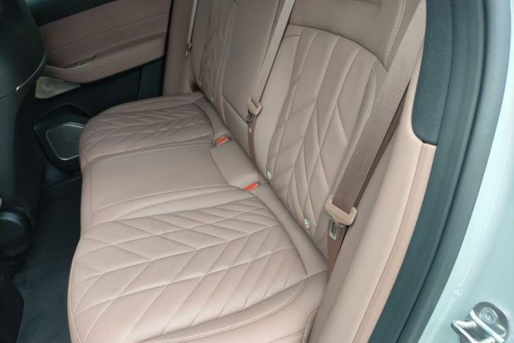 Used Nio ES6 2025 75 kWh Left Rear Seat