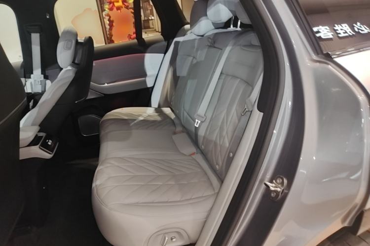 Used Nio ES6 2025 75 kWh Left Rear Seat