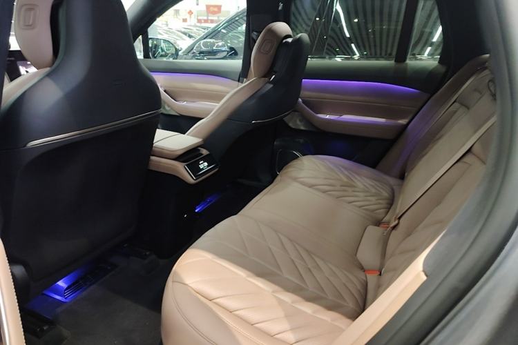 Used Nio ES6 2025 75 kWh Left Rear Seat