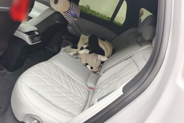Used Nio ES6 2025 75 kWh Left Rear Seat