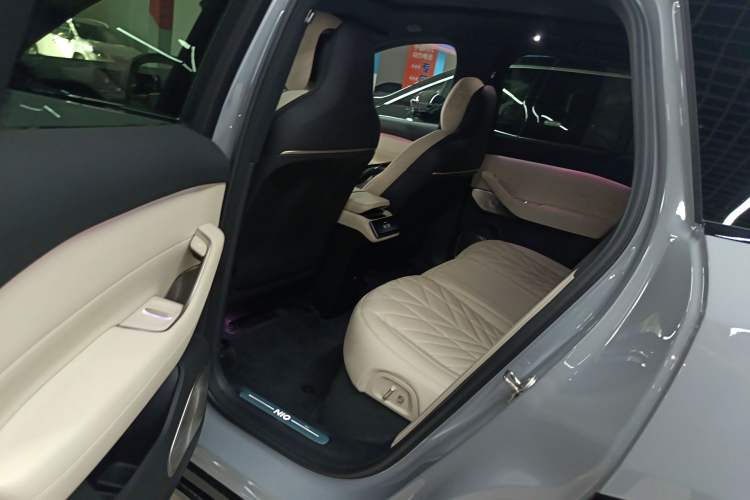 Used Nio ES6 2025 75 kWh Left Rear Seat