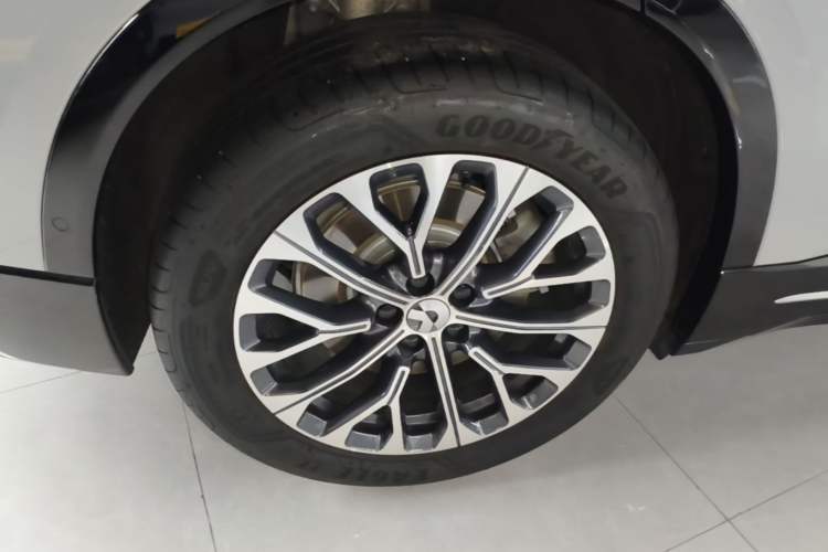 Used Nio ES6 2025 75 kWh Right Rear Wheel Hub