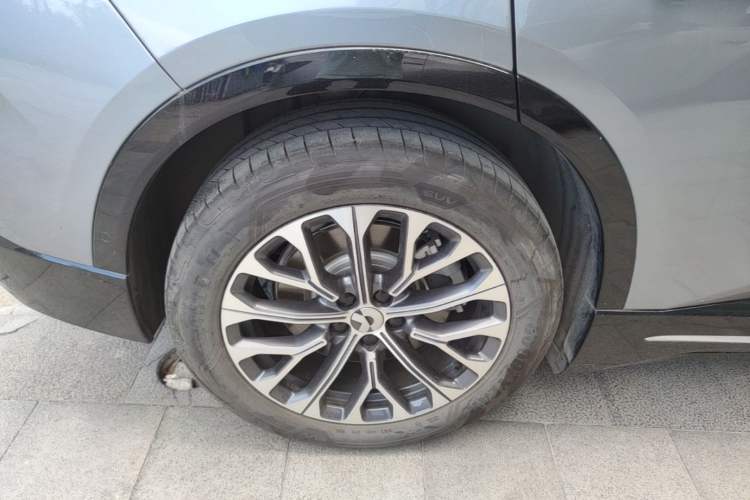 Used Nio ES6 2025 75 kWh Right Rear Wheel Hub