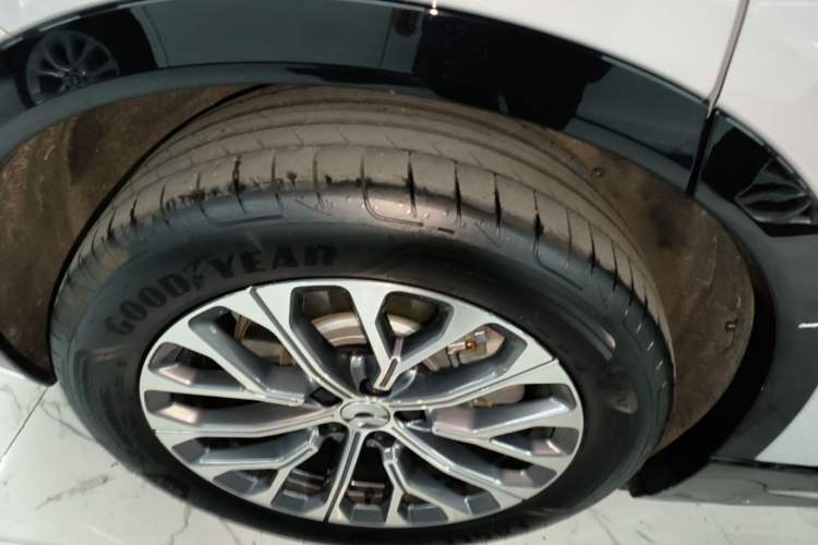 Used Nio ES6 2025 75 kWh Right Rear Wheel Hub