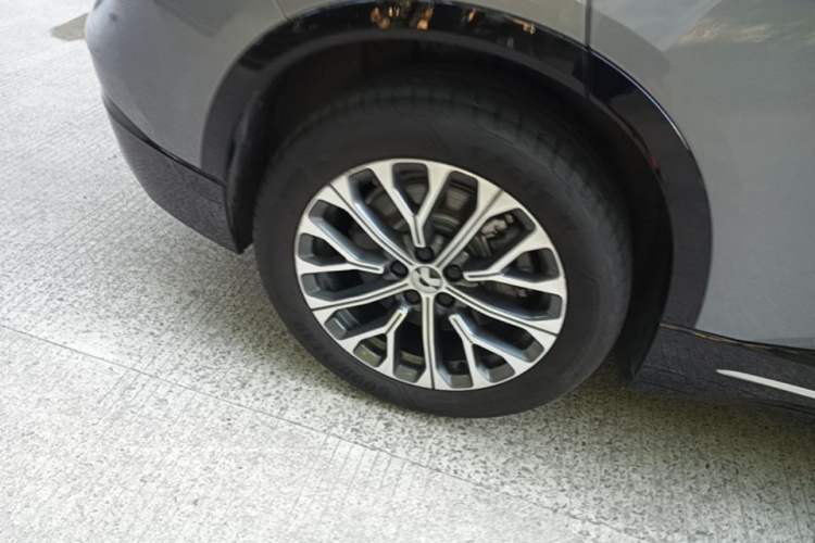 Used Nio ES6 2025 75 kWh Right Rear Wheel Hub