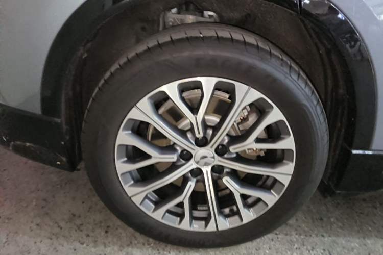 Used Nio ES6 2025 75 kWh Right Rear Wheel Hub