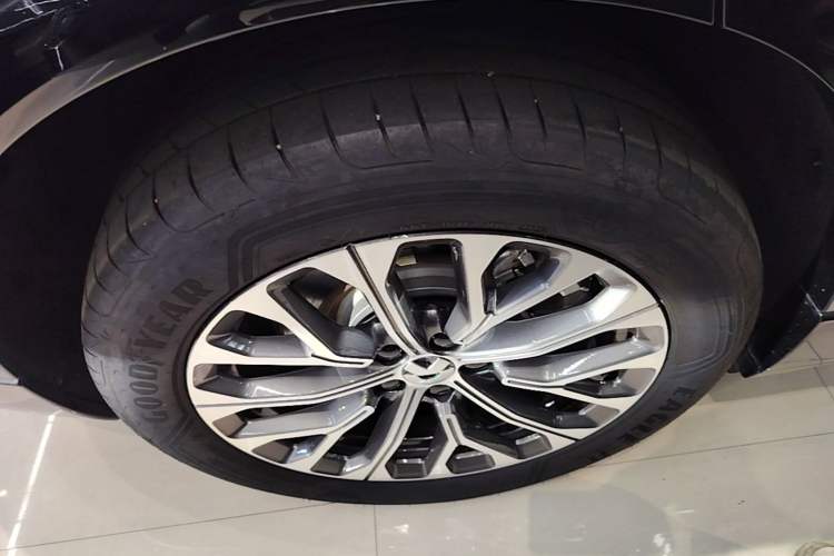 Used Nio ES6 2025 75 kWh Right Rear Wheel Hub