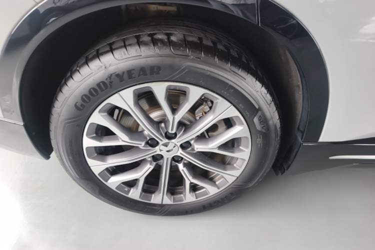 Used Nio ES6 2025 75 kWh Right Rear Wheel Hub