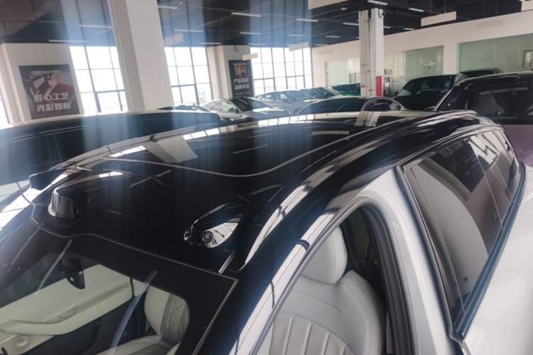 Used Nio ES6 2025 75 kWh Roof