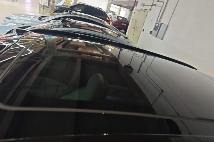 Used Nio ES6 2025 75 kWh Roof