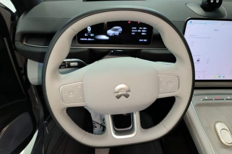 Used Nio ES6 2025 75 kWh Steering Wheel
