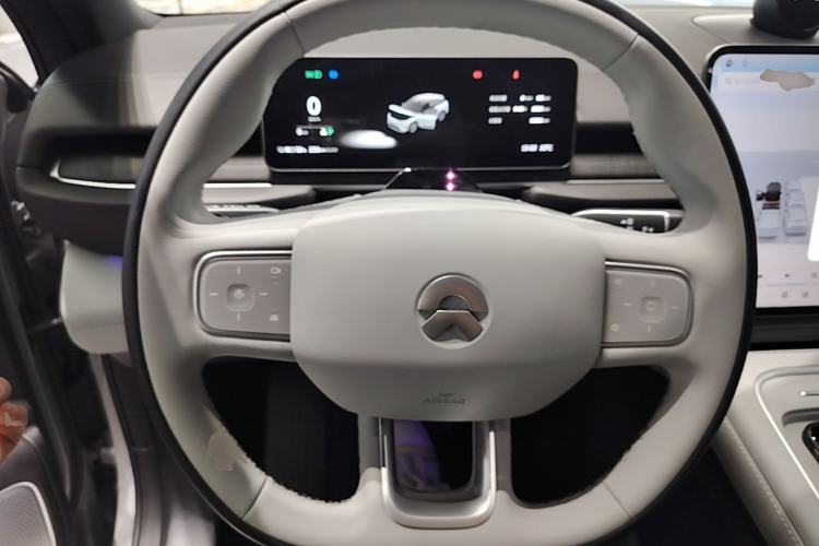 Used Nio ES6 2025 75 kWh Steering Wheel
