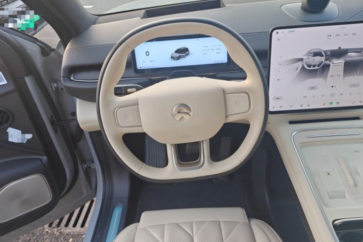 Used Nio ES6 2025 75 kWh Steering Wheel