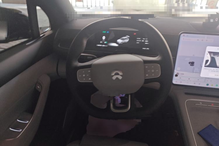 Used Nio ES6 2025 75 kWh Steering Wheel