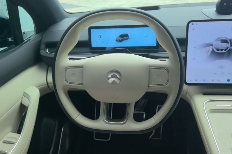 Used Nio ES6 2025 75 kWh Steering Wheel