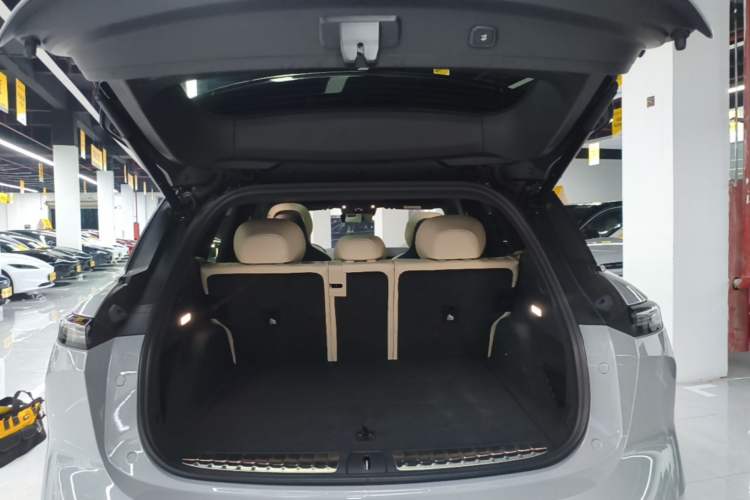 Used Nio ES6 2025 75 kWh Trunk