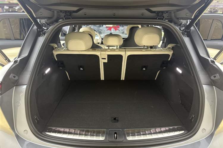 Used Nio ES6 2025 75 kWh Trunk