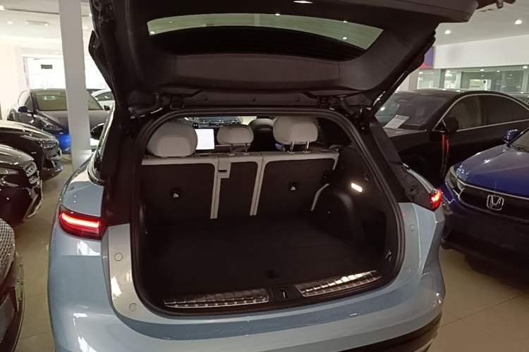 Used Nio ES6 2025 75 kWh Trunk