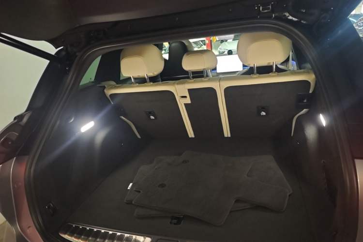 Used Nio ES6 2025 75 kWh Trunk