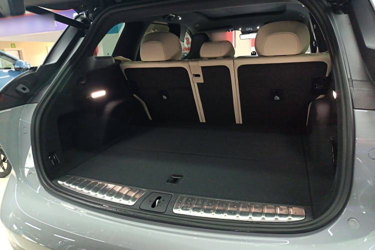 Used Nio ES6 2025 75 kWh Trunk