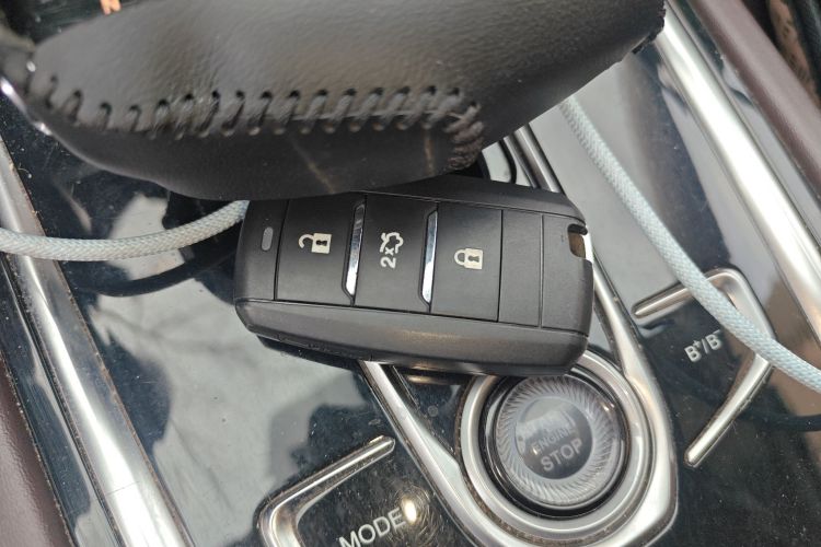 Used Nio ES6 2025 75 kWh Vehicle Key