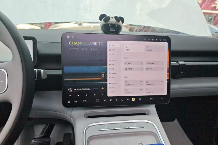 Used Nio ES6 2025 75 kWh Audio And AC Panel