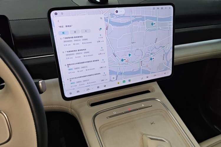 Used Nio ES6 2025 75 kWh Audio And AC Panel