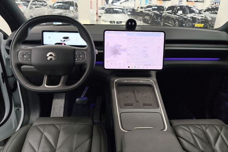 Used Nio ES6 2025 100 kWh Center Console