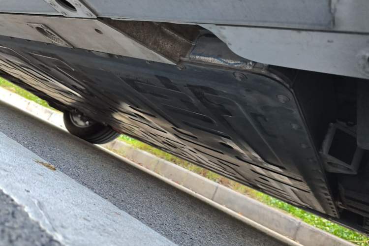 Used Nio ES6 2025 75 kWh Chassis Rear Left