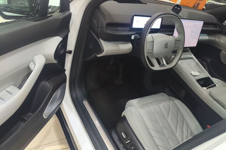 Used Nio ES6 2025 75 kWh Driver Seat