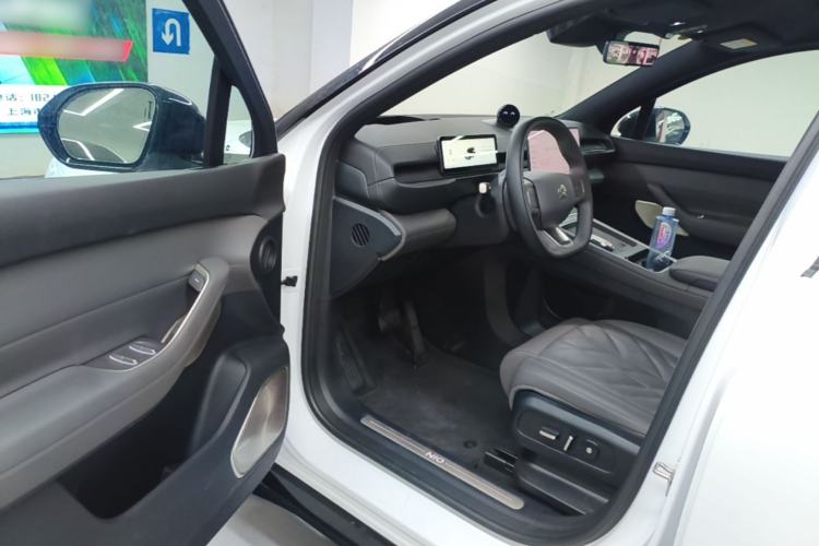 Used Nio ES6 2025 75 kWh Driver Seat