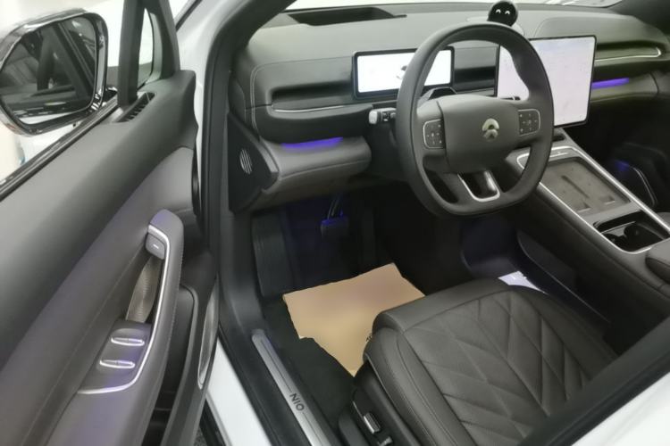 Used Nio ES6 2025 75 kWh Driver Seat