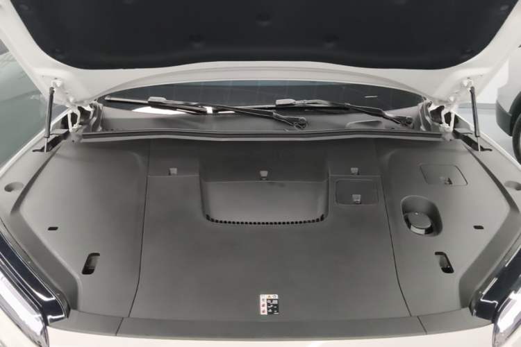 Used Nio ES6 2025 75 kWh Engine Bay
